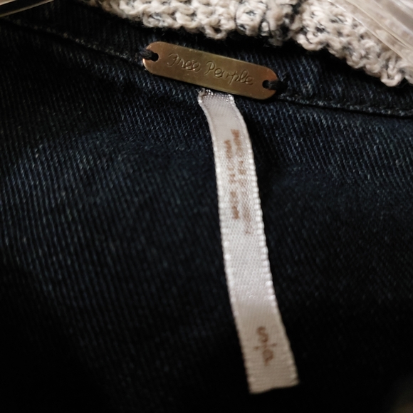 Free People Black Distressed Denim Hooded Sweater Jacket Womens Small - Picture 6 of 15